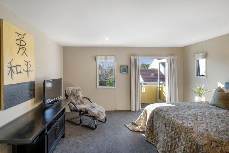 Photo of property in 32 Kilmarnock Street, Riccarton, Christchurch, 8011