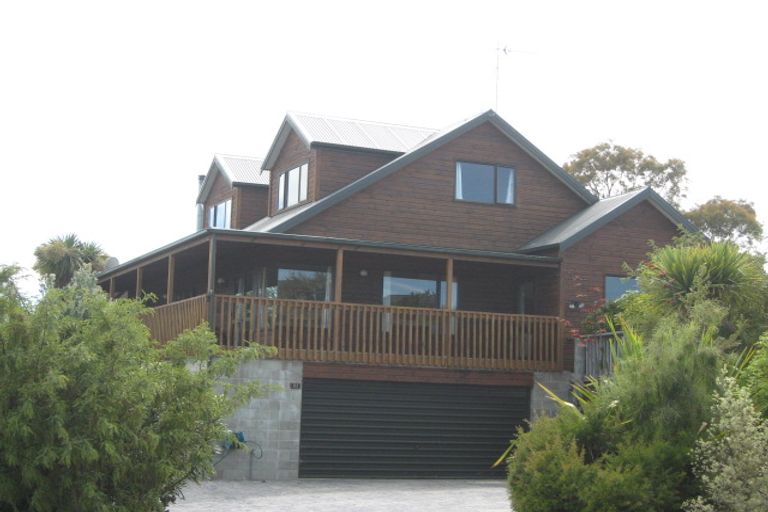 Photo of property in 83 Penruddock Rise, Westmorland, Christchurch, 8025