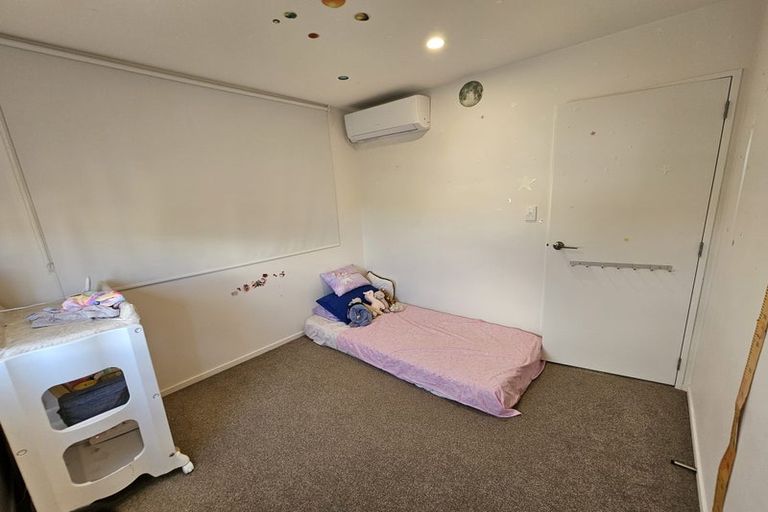 Photo of property in 2/122 Pooks Road, Ranui, Auckland, 0612