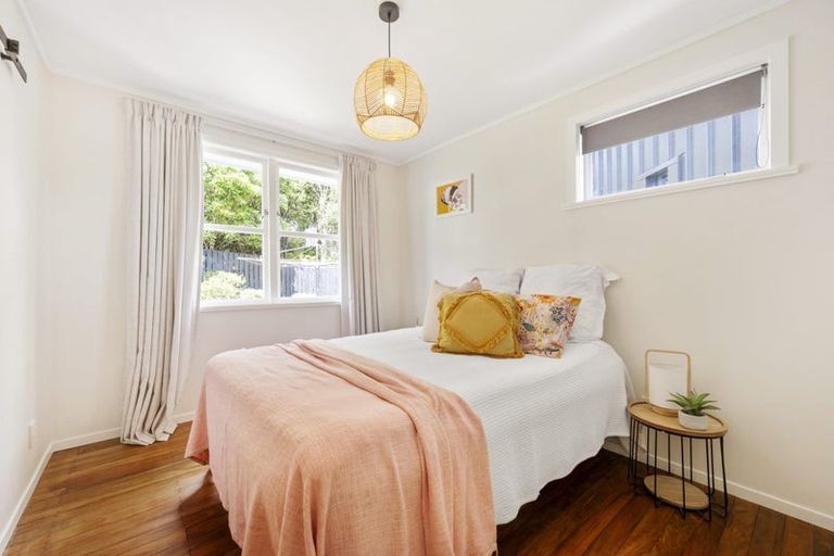 Photo of property in 37 Cheshire Street, Wilton, Wellington, 6012