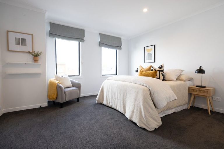 Photo of property in 10 Alexander Willis Crescent, Hobsonville, Auckland, 0616