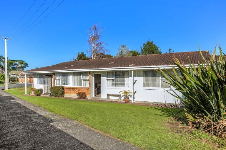 Photo of property in 3/12 Pratt Street, Papakura, 2110