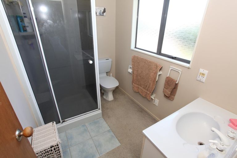 Photo of property in 27 Ronald Court, Pukete, Hamilton, 3200