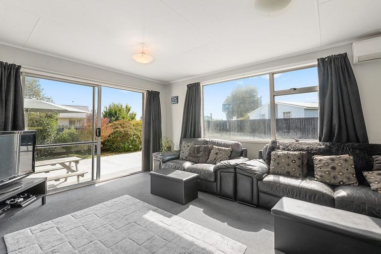 Photo of property in 20 Tania Crescent, Western Heights, Rotorua, 3015