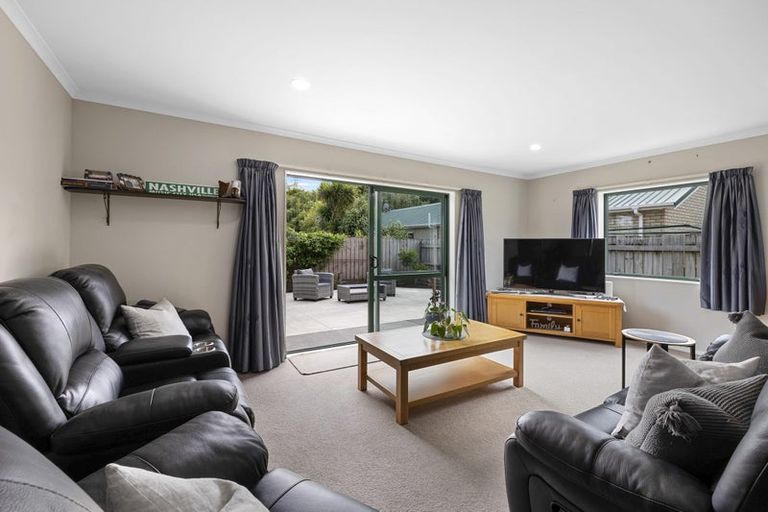 Photo of property in 50a Paritutu Road, Spotswood, New Plymouth, 4310