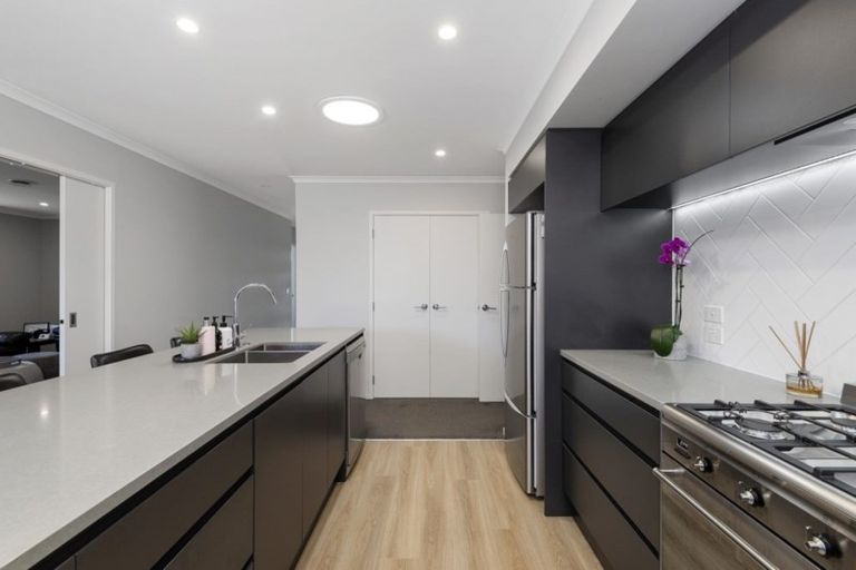 Photo of property in 3 Azara Way, Wigram, Christchurch, 8025