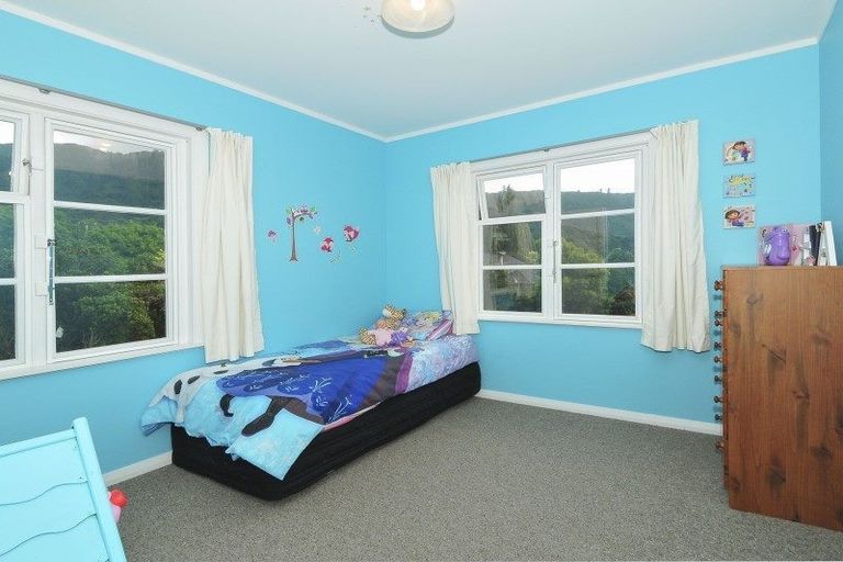 Photo of property in 241 Rata Street, Naenae, Lower Hutt, 5011