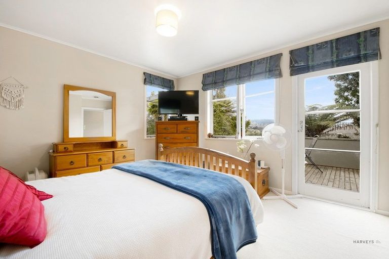 Photo of property in 180 Glengarry Road, Glen Eden, Auckland, 0602