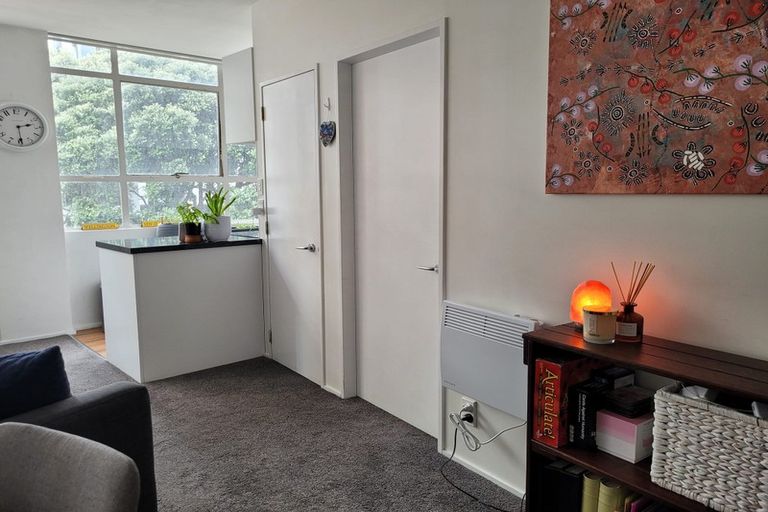 Photo of property in Hume House, 1/152 The Terrace, Wellington Central, Wellington, 6011