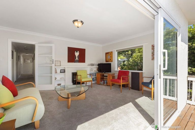 Photo of property in 8 Otaki Street, Miramar, Wellington, 6022