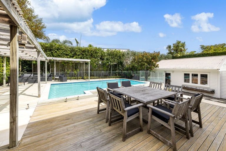 Photo of property in 7 Dudley Road, Mission Bay, Auckland, 1071