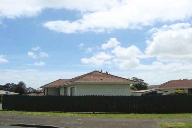 Photo of property in 29 Finlayson Avenue, Clendon Park, Auckland, 2103