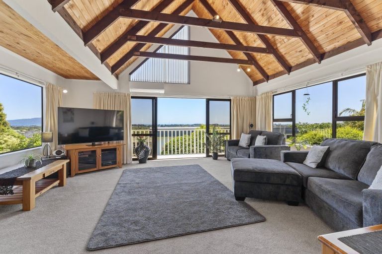 Photo of property in 134 Winara Avenue, Waikanae, 5036
