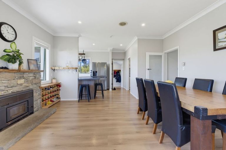 Photo of property in 161 Ranganui Road, Kaiwaka, 0573