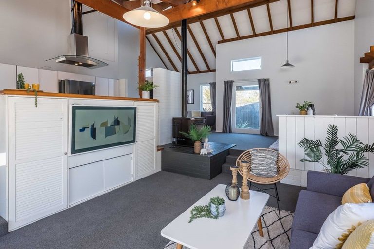 Photo of property in 12 Kew Grove, Raumati Beach, Paraparaumu, 5032