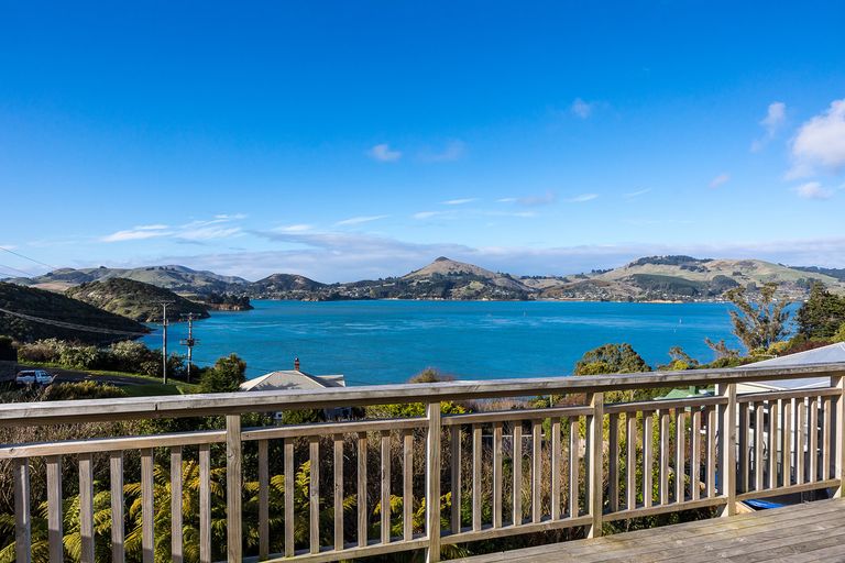 Photo of property in 5 Burns Street, Port Chalmers, 9023