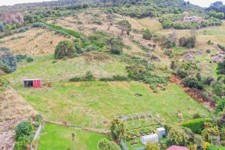 Photo of property in 14 Marine Parade, Bluff, 9814