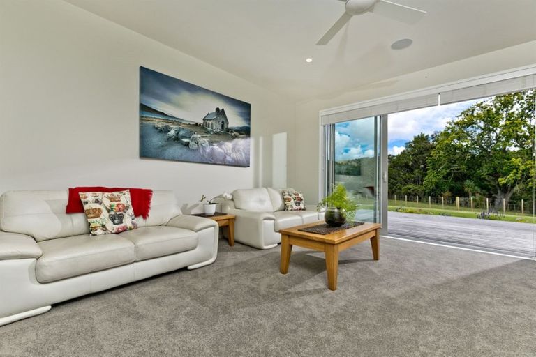 Photo of property in 1162 Weranui Road, Wainui, Silverdale, 0994