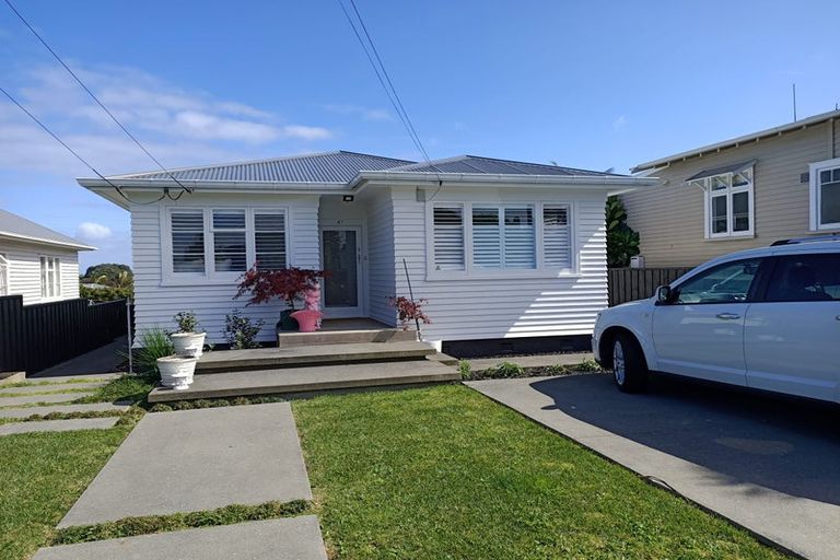 Photo of property in 47 Formby Avenue, Point Chevalier, Auckland, 1022