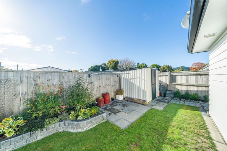 Photo of property in 11 Poulson Grove, Trentham, Upper Hutt, 5018