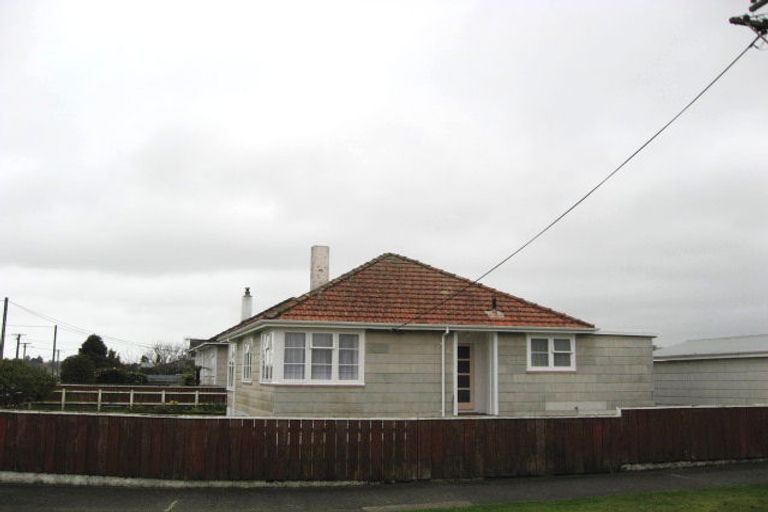 Photo of property in 569 Queen Street East, Levin, 5510