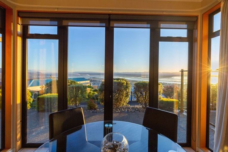 Photo of property in 6 Dunair Way, Britannia Heights, Nelson, 7010