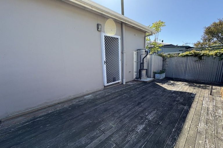 Photo of property in 81 Meeanee Road, Taradale, Napier, 4112