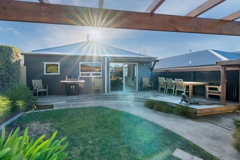 Photo of property in 26 Lincoln Road, Hillmorton, Christchurch, 8024