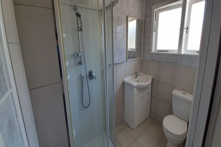 Photo of property in 377 East Coast Road, Mairangi Bay, Auckland, 0630