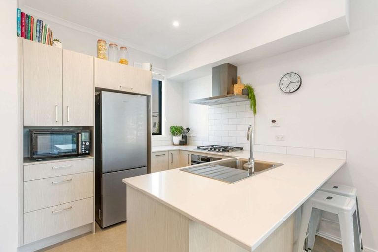 Photo of property in 2 Awamarino Way, Westgate, Auckland, 0614