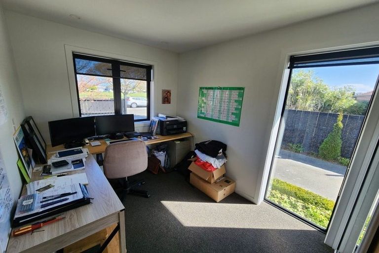 Photo of property in 20 Isleworth Road, Bishopdale, Christchurch, 8053