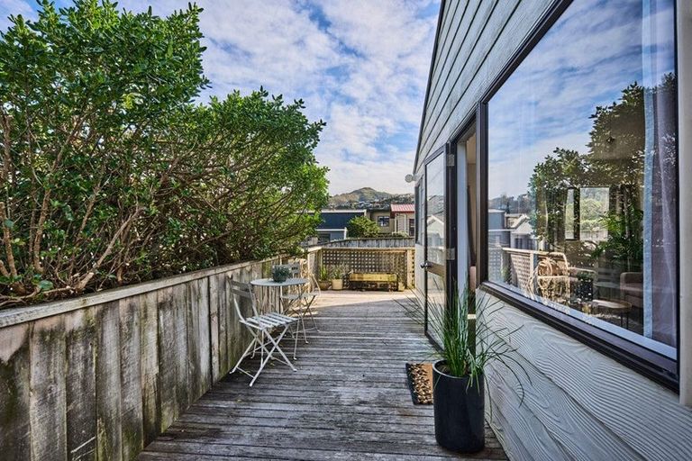 Photo of property in 6 Trent Street, Island Bay, Wellington, 6023