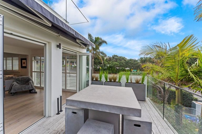 Photo of property in 15 The Strand, Takapuna, Auckland, 0622