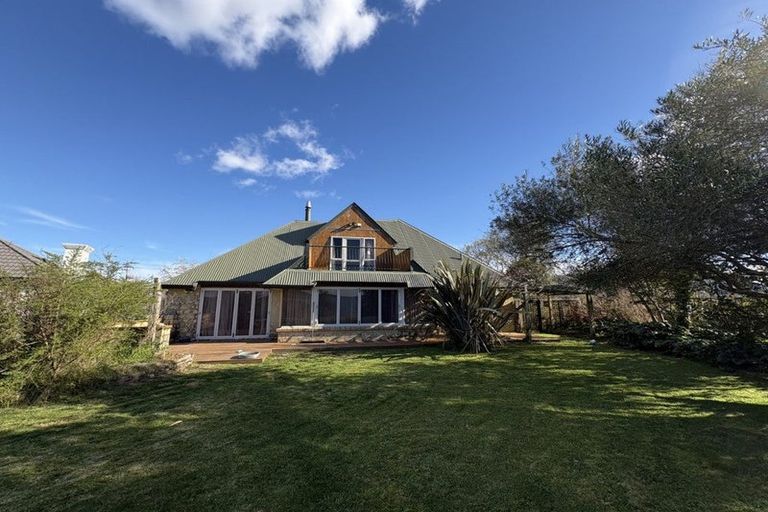 Photo of property in 16b Gemini Place, Kawaha Point, Rotorua, 3010