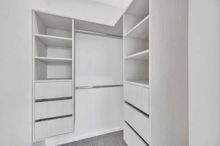 Photo of property in 1/163 Edmonton Road, Te Atatu South, Auckland, 0610