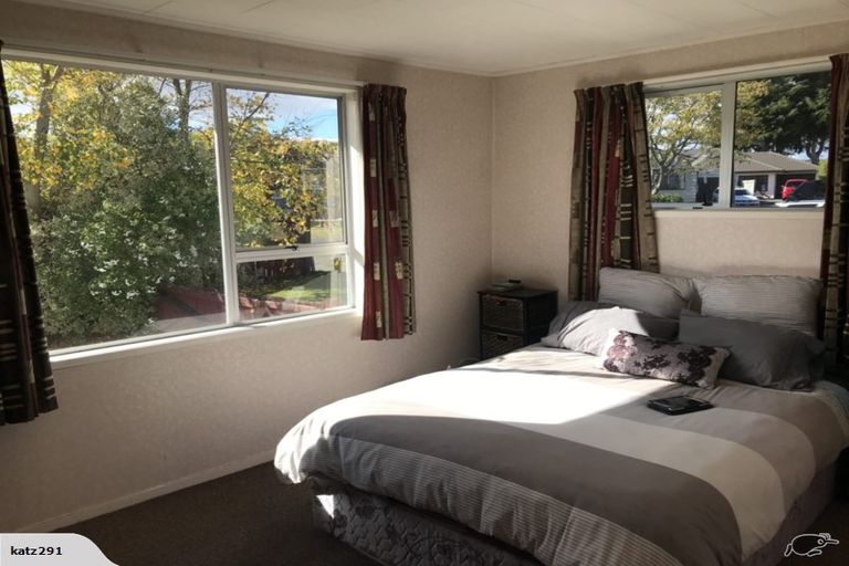 Photo of property in 64 Grace Crescent, Richmond Heights, Taupo, 3330