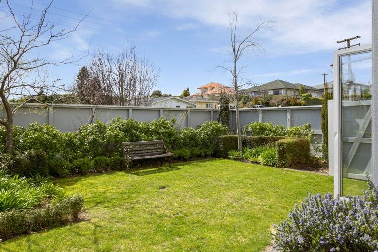 Photo of property in 35 Shepherd Road, Waipahihi, Taupo, 3330