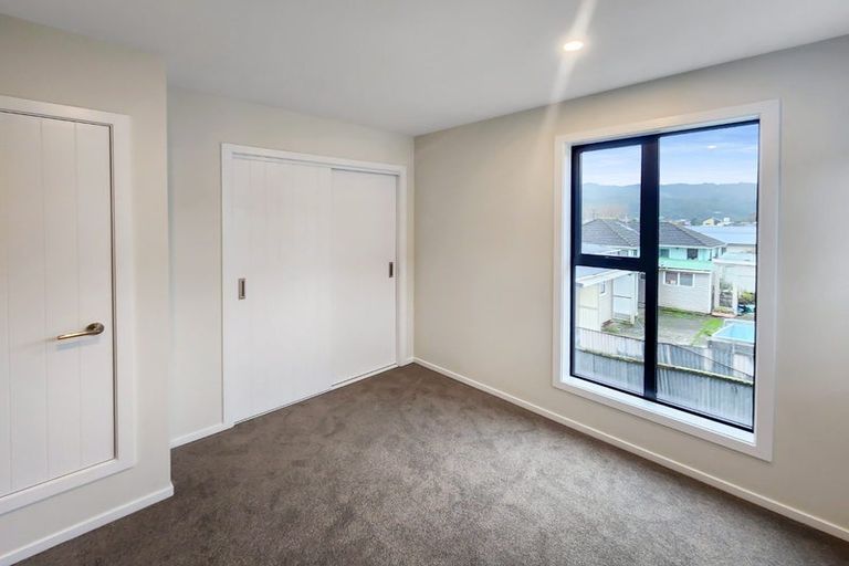 Photo of property in 6/31 Wainuiomata Road, Wainuiomata, Lower Hutt, 5014