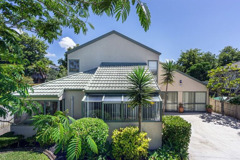 Photo of property in 13 Northern Rata Place, Albany, Auckland, 0632