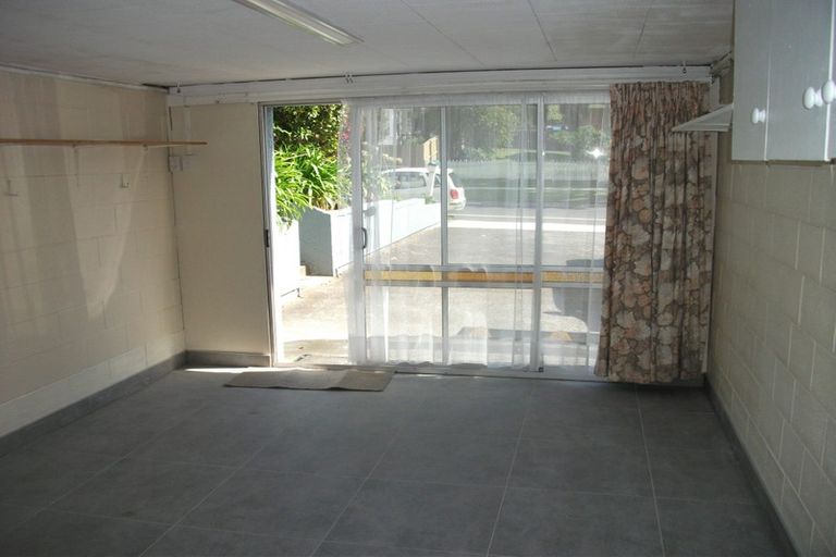 Photo of property in 116 Gossamer Drive, Pakuranga Heights, Auckland, 2010