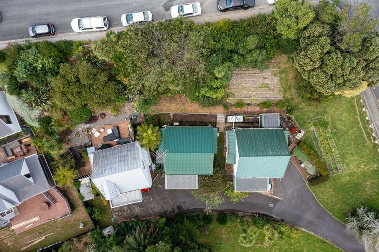 Photo of property in 2/1 Mulberry Place, Glenfield, Auckland, 0629