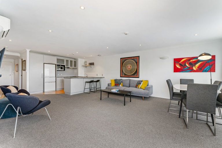Photo of property in 301/178 Marine Parade, Mount Maunganui, 3116