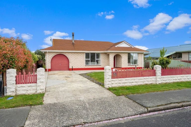 Photo of property in 19 Cherry Drive, Mosgiel, 9024
