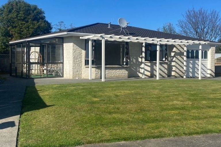 Photo of property in 3 Walker Crescent, Bulls, 4818