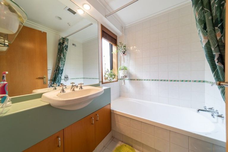 Photo of property in 308/139 Fernhill Road, Fernhill, Queenstown, 9300