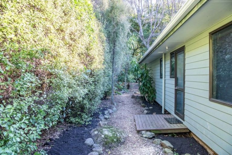 Photo of property in 13 Kowhai Grove, Akaroa, 7520