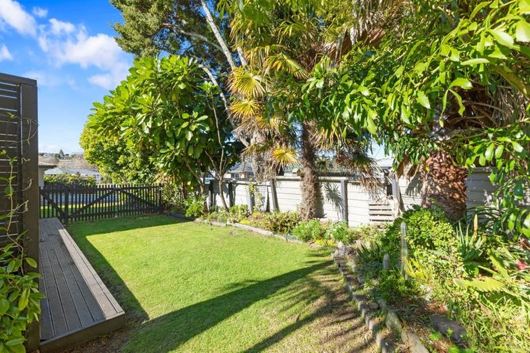 Photo of property in 43 Windsor Road, Bellevue, Tauranga, 3110