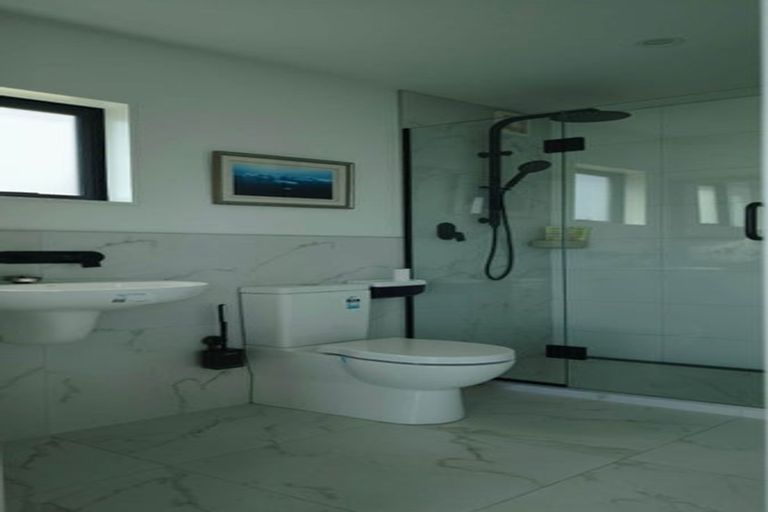 Photo of property in 10 Satchell Way, Kaiwharawhara, Wellington, 6035