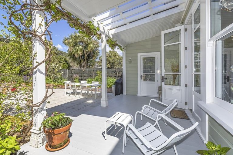 Photo of property in 89 Brougham Street, Mount Victoria, Wellington, 6011