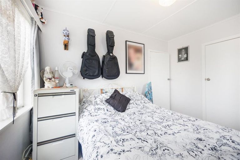 Photo of property in 11 Ahuru Street, Marton, 4710